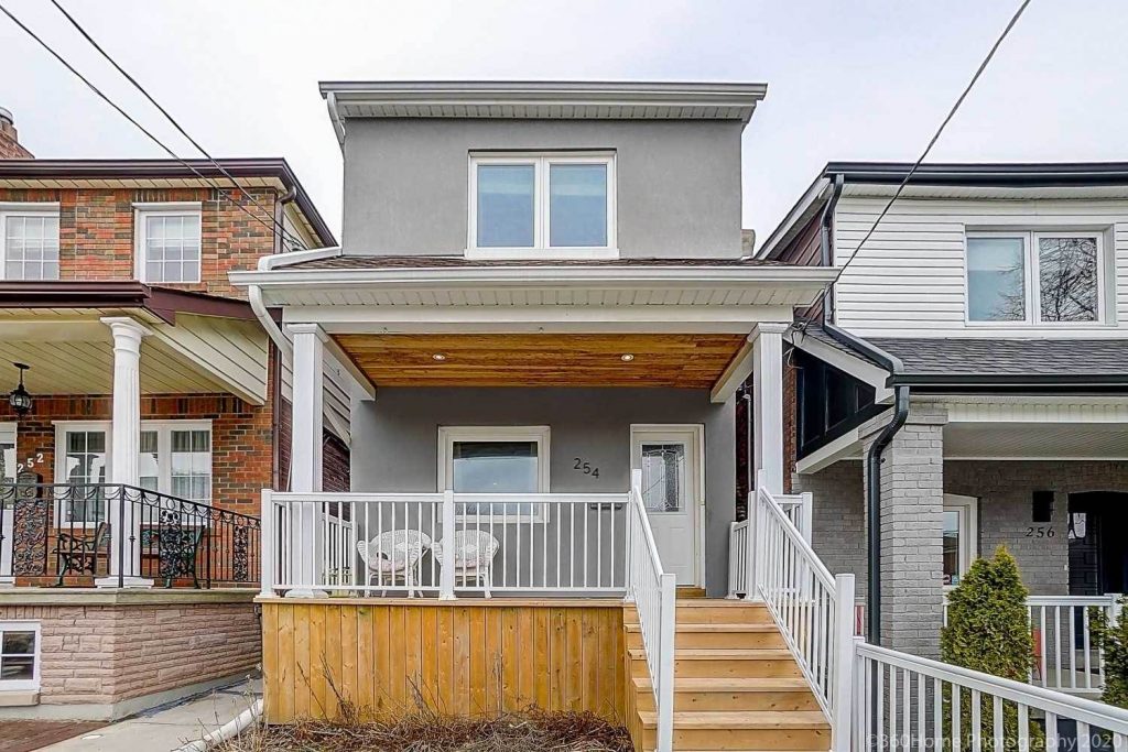 254 Mcroberts Avenue - Larry Wronzberg